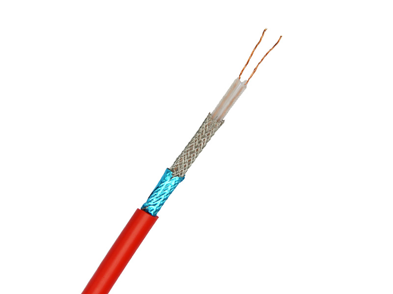 Double conductor heating cable